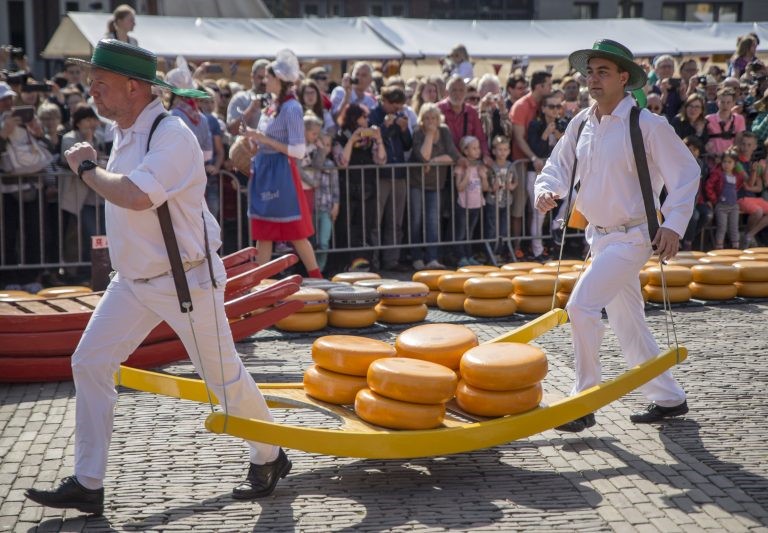Gouden Griffel-winnaar opent kaasmarkt