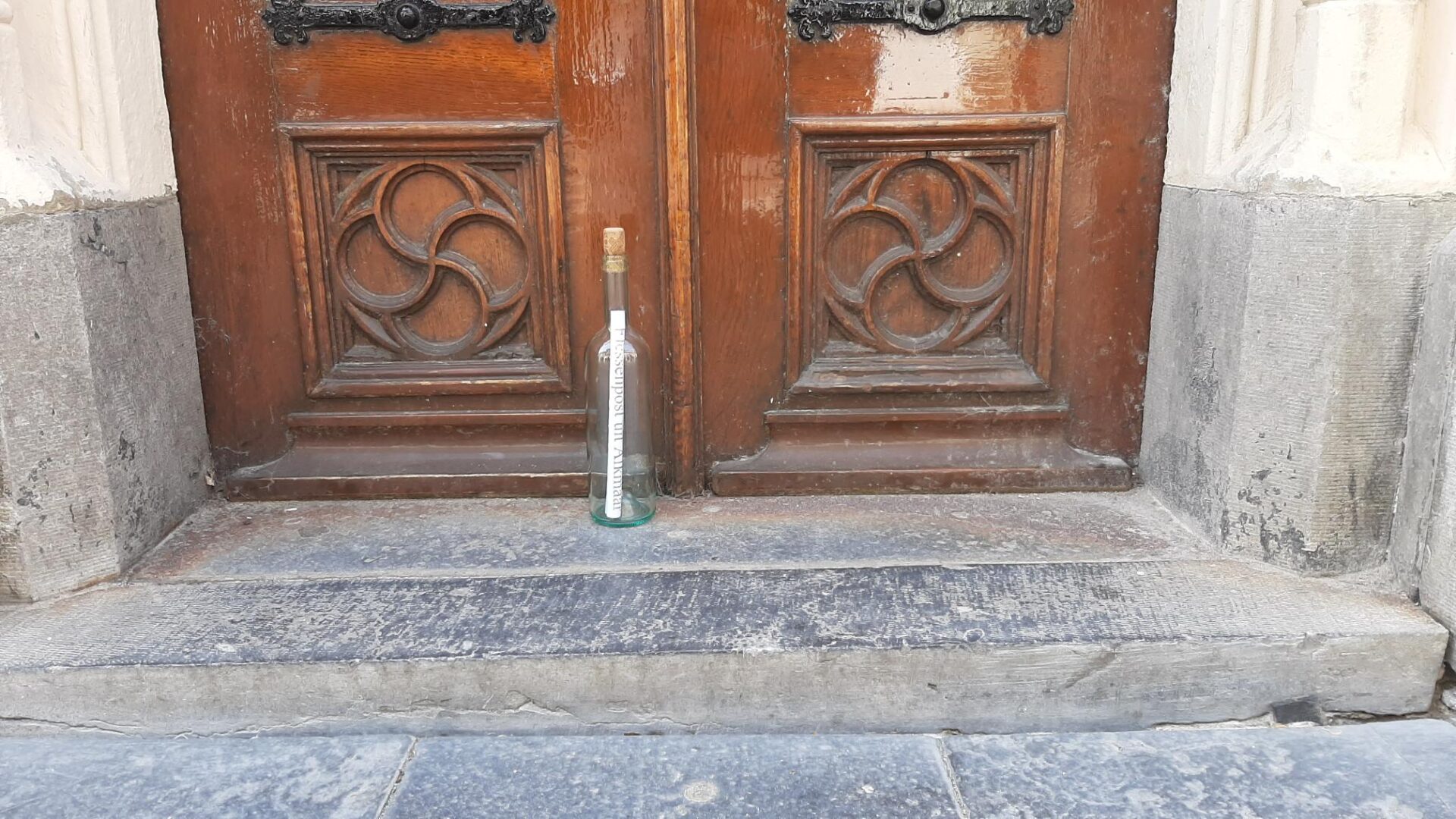 Waar staat het flesje...