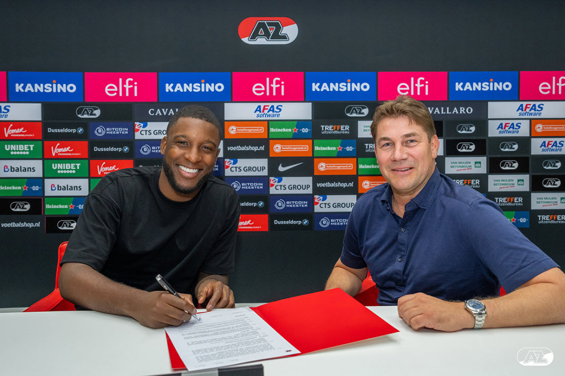 AZ contracteert Bazoer