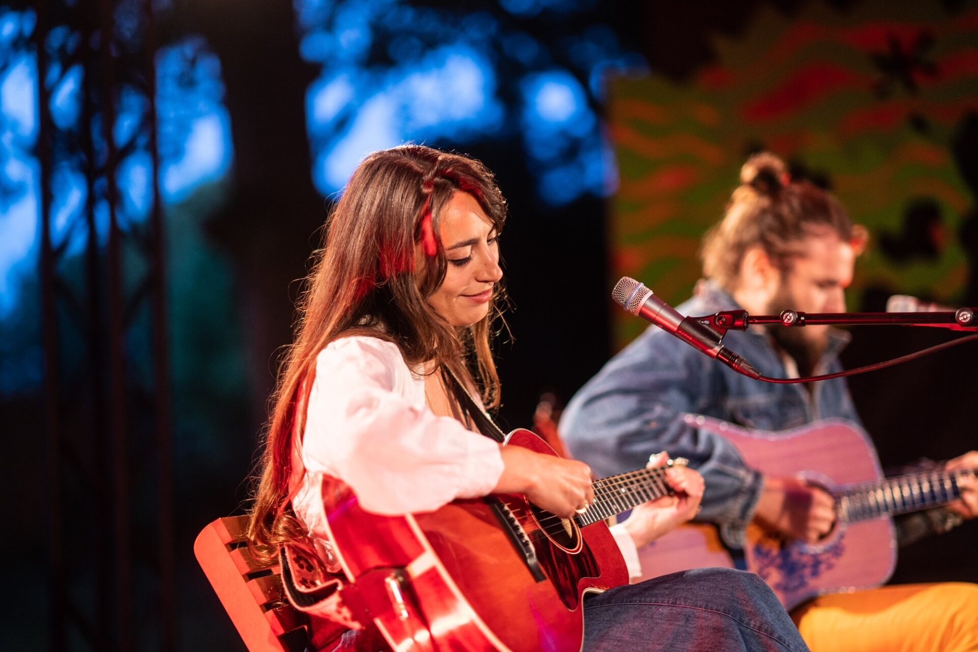 Joni Mitchell, Bob Dylan en funky house