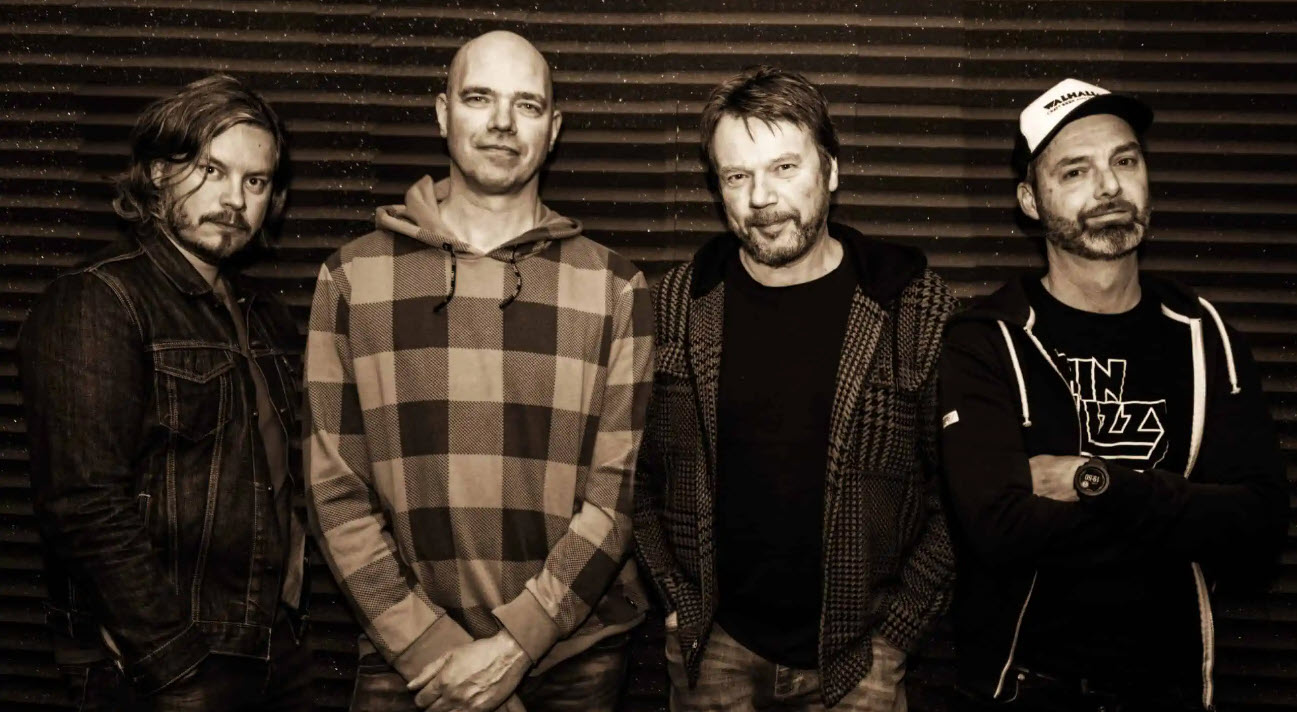 Live op zondag: The Euphoric Outlaw Company