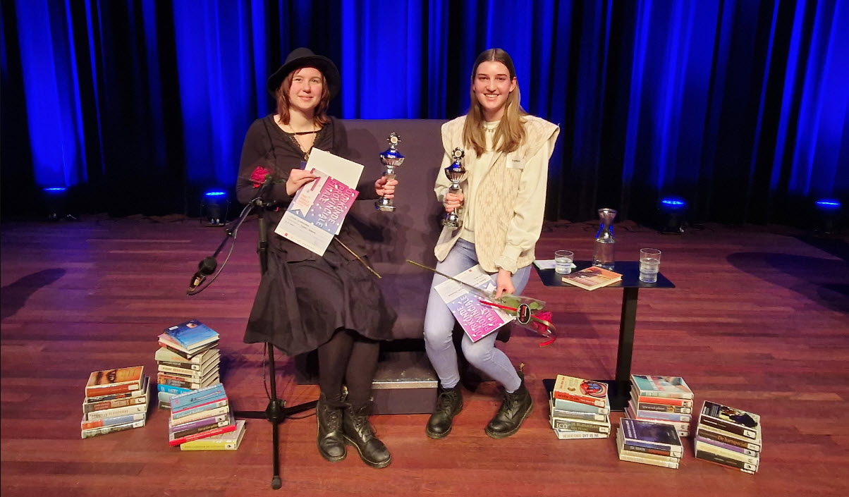 Pabostudent Cloë IJzelendoorn is de beste voorlezer van Noord-Holland