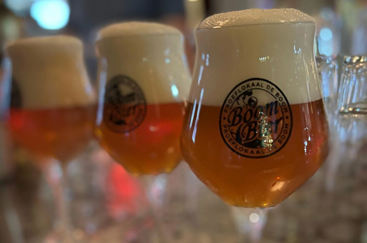 Proeflokaal De Boom presenteert het eigen Boombier