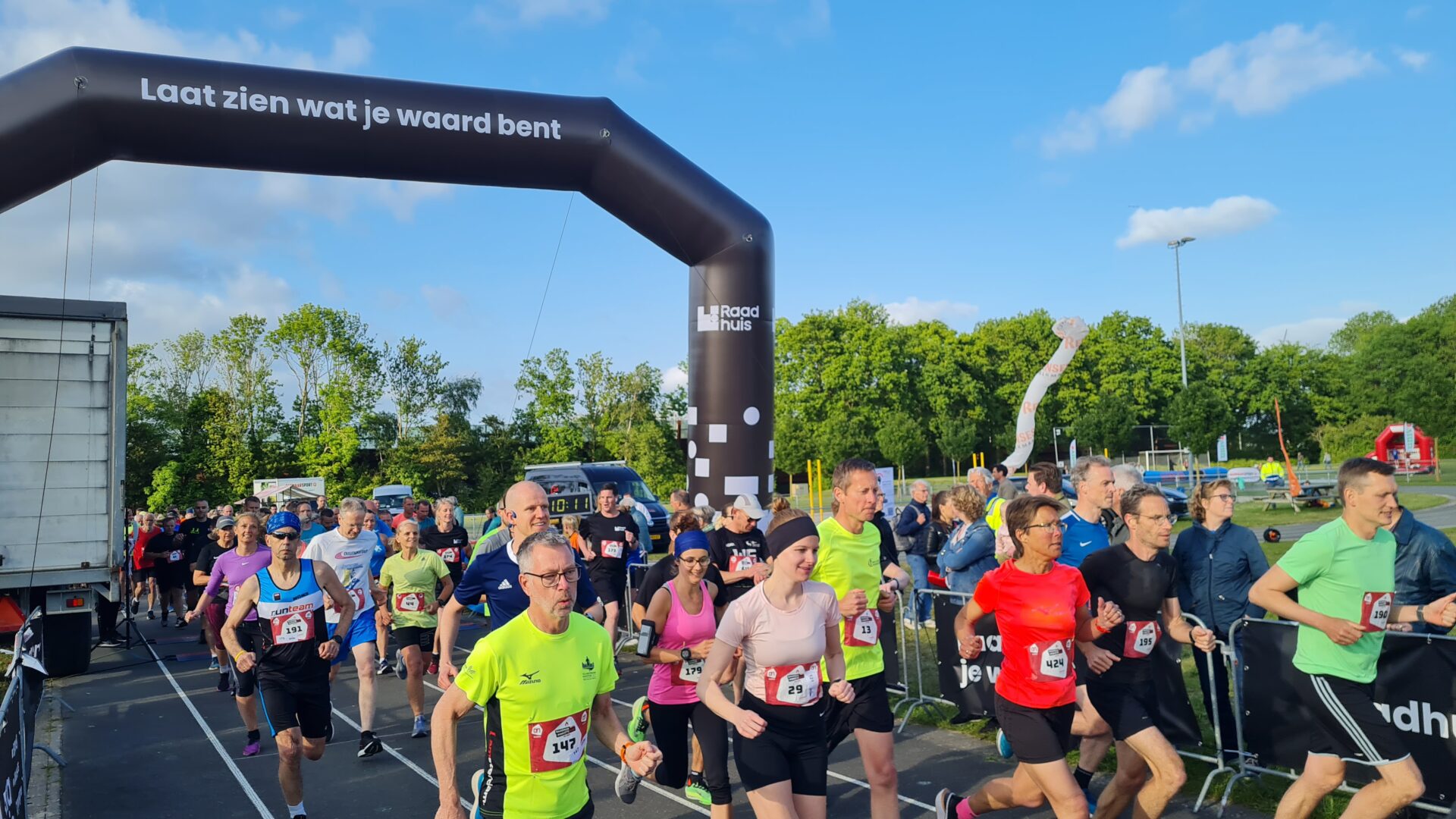 Schitterende prestaties bij RAADHUIS Pinksterun