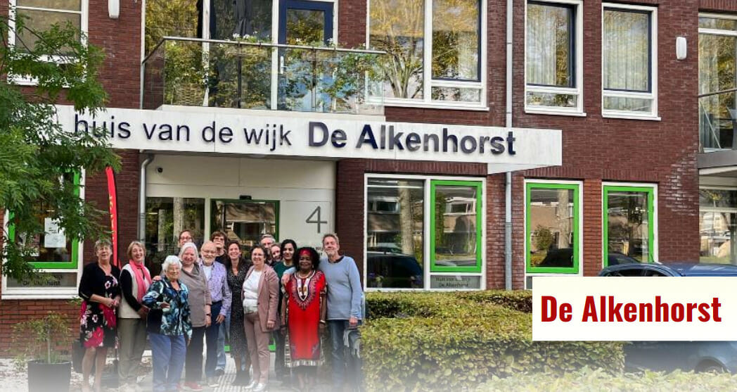 Lezing na de oorlog door Jorna Tass kleindochter van P.v.d.A oprichter