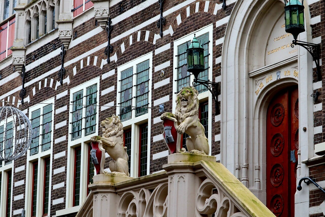 Zakelijk financieel geschil kosten Regionaal Wooncentrum