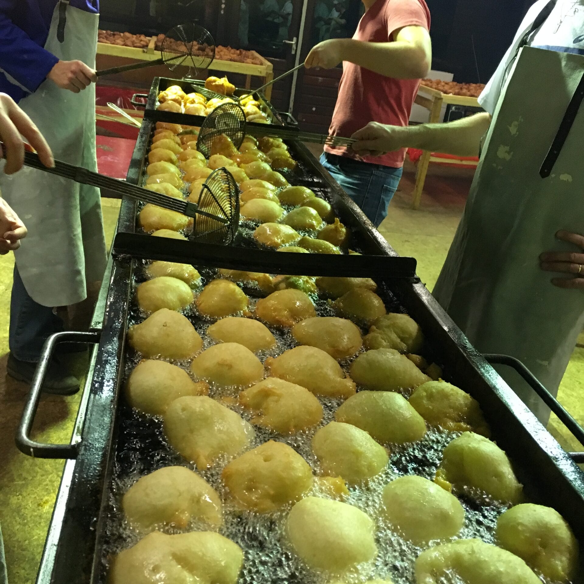 Oliebollen van Scoutinggroep De Geuzen uit Alkmaar