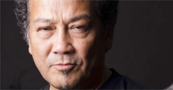 Barrelhouse-gitarist Johnny LaPorte 'speelt' dubbelrol in De Alkenaer