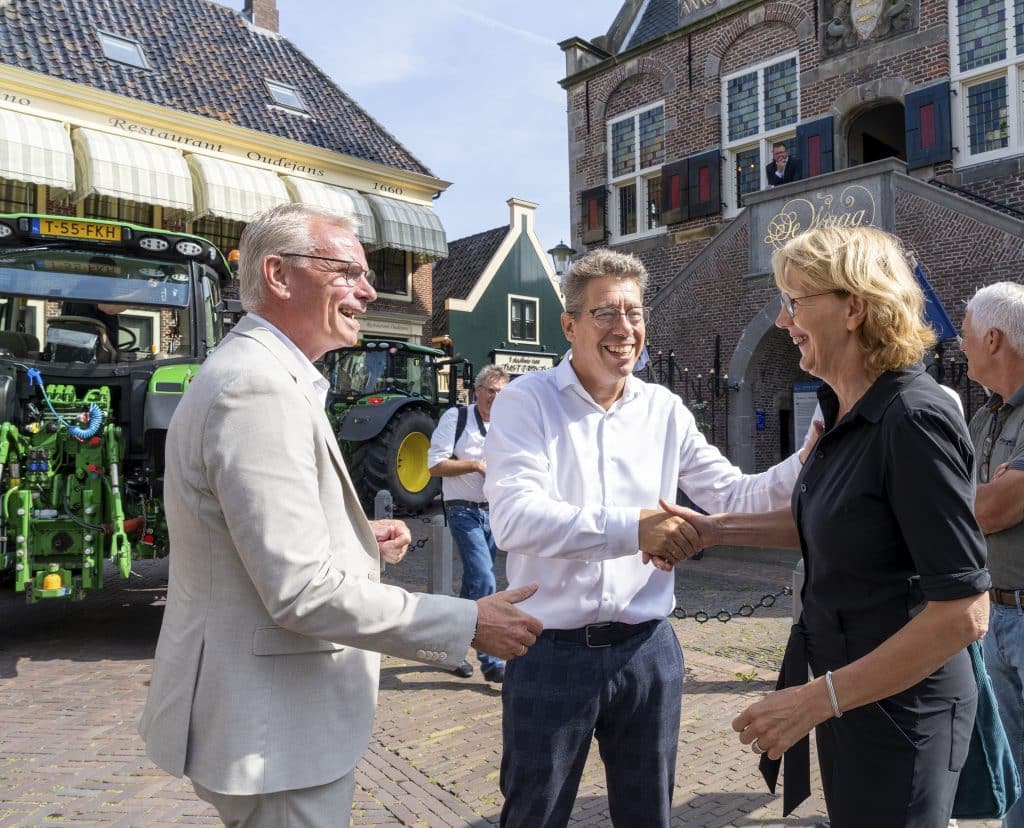 Zwaar verkeer omleiden?