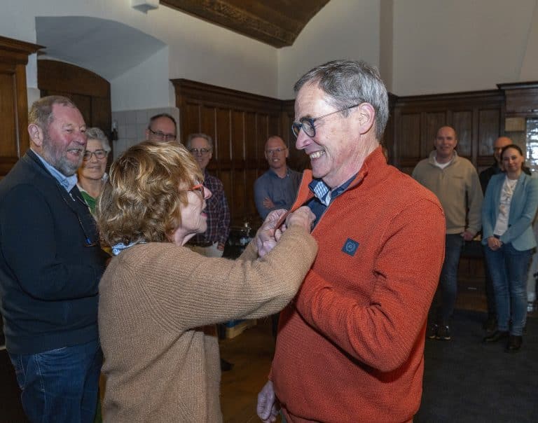 Ere-insigne voor Jos Krieckaert
