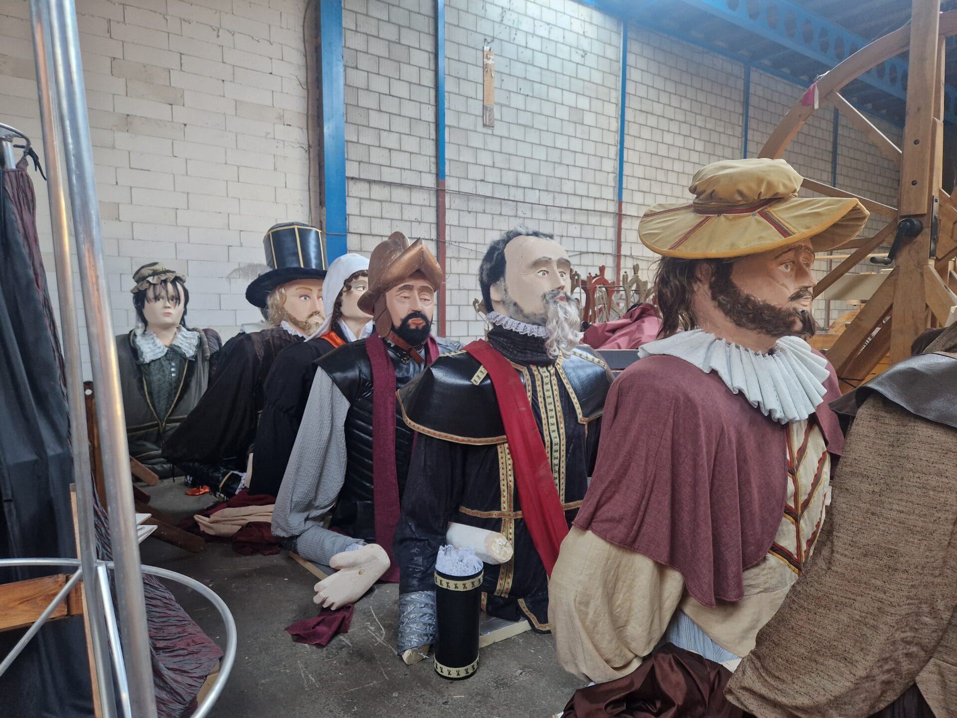 Kaeskoppenstad Achter de Schermen