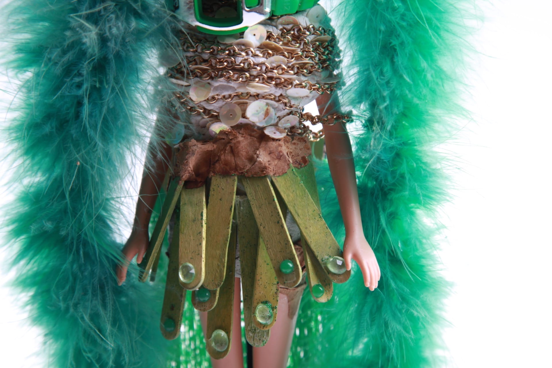 Tribal Metamorphs: Barbie als ritueel object