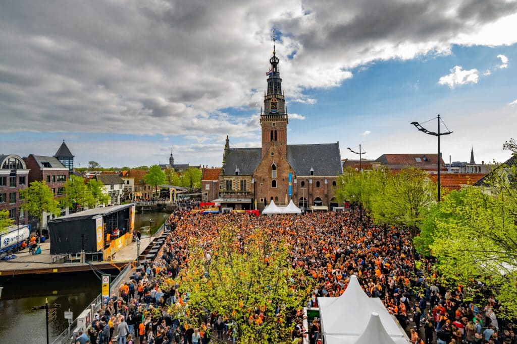 Alkmaar kleurt oranje