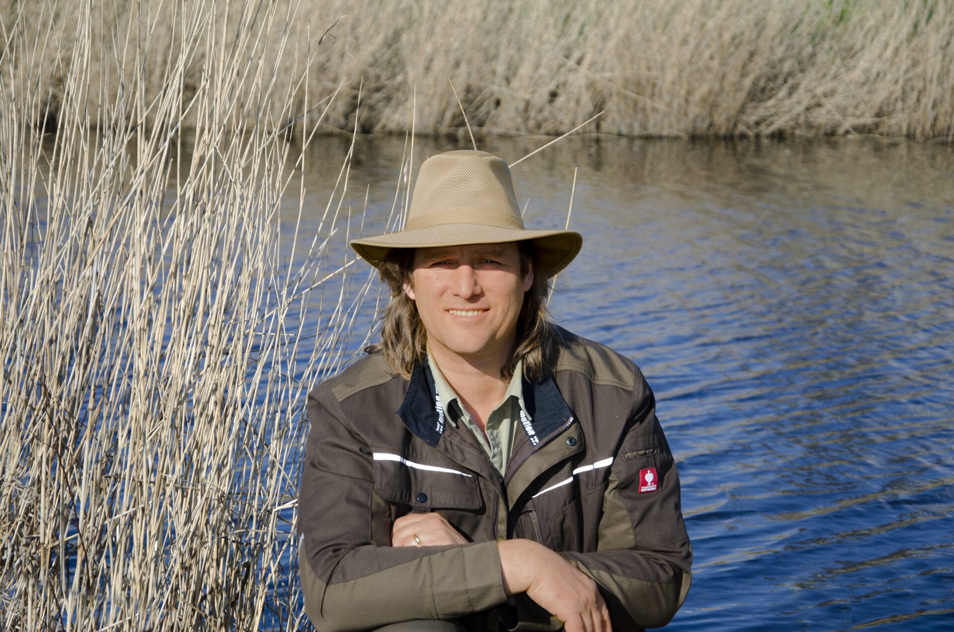 Boswachter Arjan Postma bij de Broekerveiling