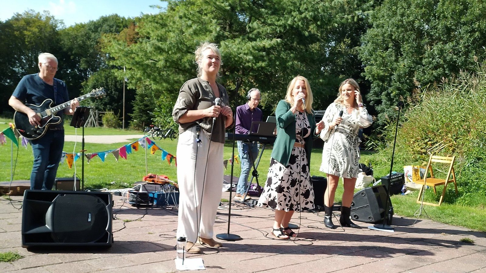 Pop, poëzie en volksmuziek in Oude Kwekerij
