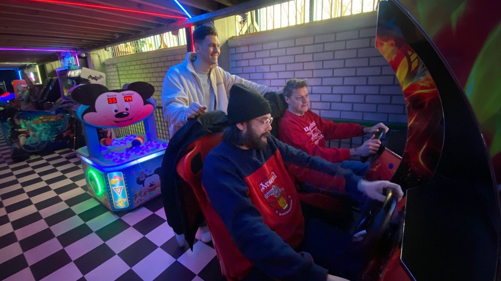 Retro flipperkasten, Pacman en Super Mario: Vintagame opent deuren gratis op Nationale Videogame Dag | Rodi