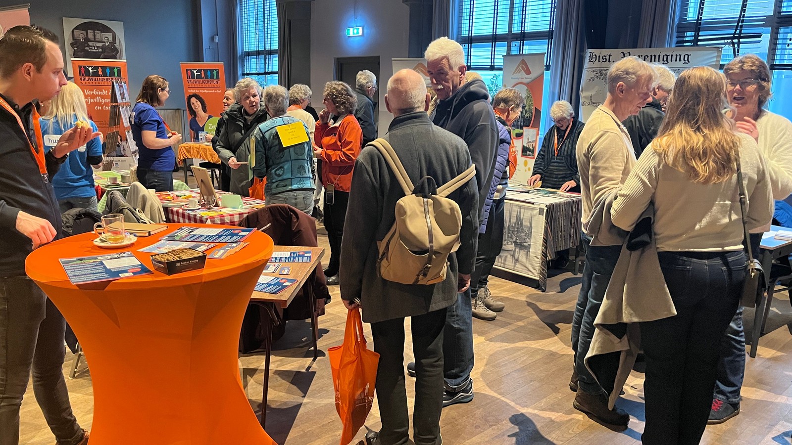 Vrijwilligersmarkt .JPG