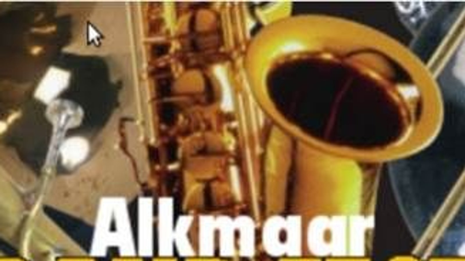 Gouden saxofoons, trompetten en andere blazersinstrumenten tegen een donkere achtergrond met witte tekst "Alkmaar BIG BAND FESTIVAL".