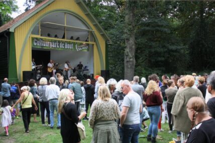 Vrienden van de Hout Live