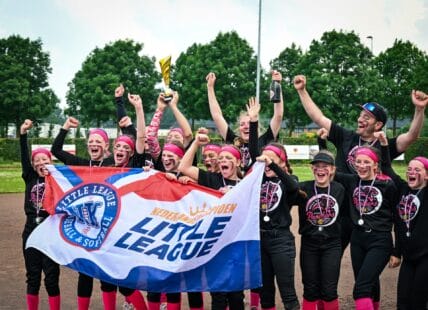 Softbalmeiden Noord-Holland Noord winnen NK Little League